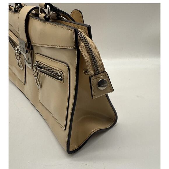 Guess Vintage Purse Handbag Tan Vegan Leather Top Handle Buckle Baguette Y2K - Picture 6 of 11